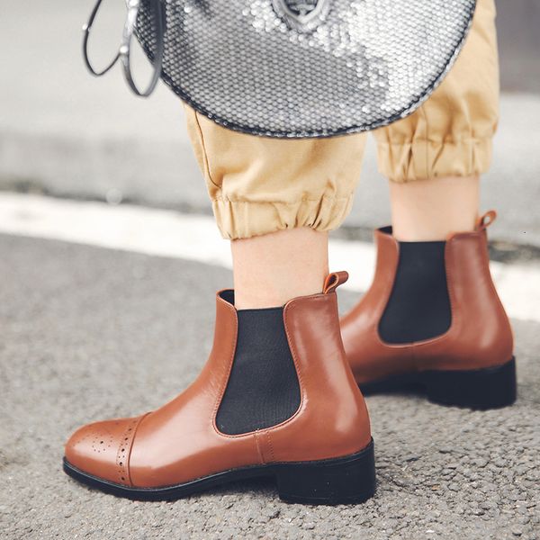 2021 female genuine size 22-26.5cm first layer of hollow sculpted boots winter velvet vet jtcl, Black
2021 female genuine size 22-26.5cm first layer of hollow sculpted boots winter velvet vet jtcl, Black