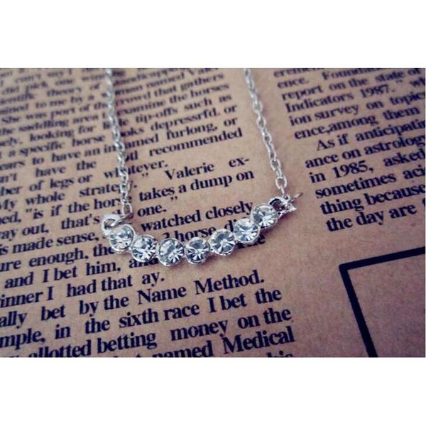 very simple drilling in a row 7 seven crystal diamonds a little bit of necklace look back at the stars whole sqcbik beauty888, Silver
very simple drilling in a row 7 seven crystal diamonds a little bit of necklace look back at the stars whole sqcbik beauty888, Silver