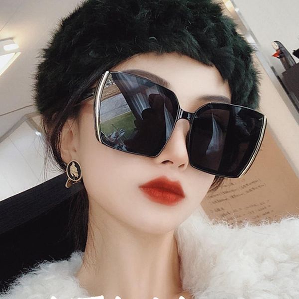 luxury round sunglasses woman oversized female glasses gradient fashion brand women sun glasses ladies 2020 retro vintage, White;black
luxury round sunglasses woman oversized female glasses gradient fashion brand women sun glasses ladies 2020 retro vintage, White;black