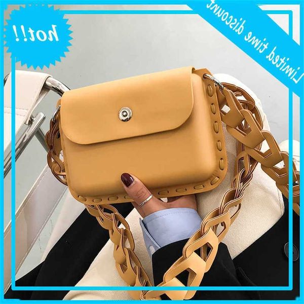 special strap crossbody cups for women 2021 winter small tas pu leather ladies designer shoulder bags sac a main femme
special strap crossbody cups for women 2021 winter small tas pu leather ladies designer shoulder bags sac a main femme