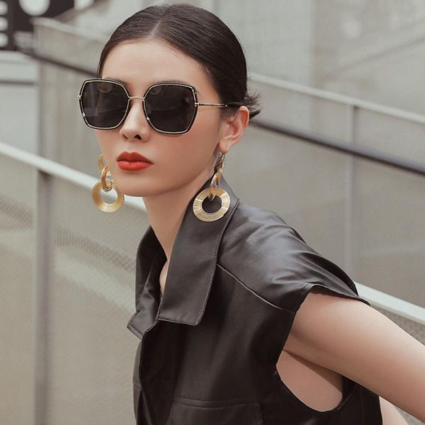 new polarizing sunglasses women fashion retro square sunglasses anti-uv personalized classic glasses trend lentes de sol mujer, White;black
new polarizing sunglasses women fashion retro square sunglasses anti-uv personalized classic glasses trend lentes de sol mujer, White;black