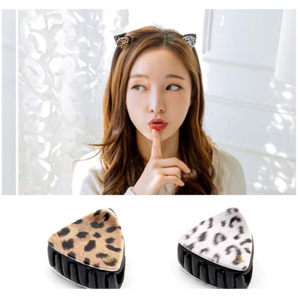 женщины девушки волосы коготь зажимы корейский симпатичные kitty cat ear hair clip старинные леопардовые прикладные зажимы для волос аксессу
женщины девушки волосы коготь зажимы корейский симпатичные kitty cat ear hair clip старинные леопардовые прикладные зажимы для волос аксессу