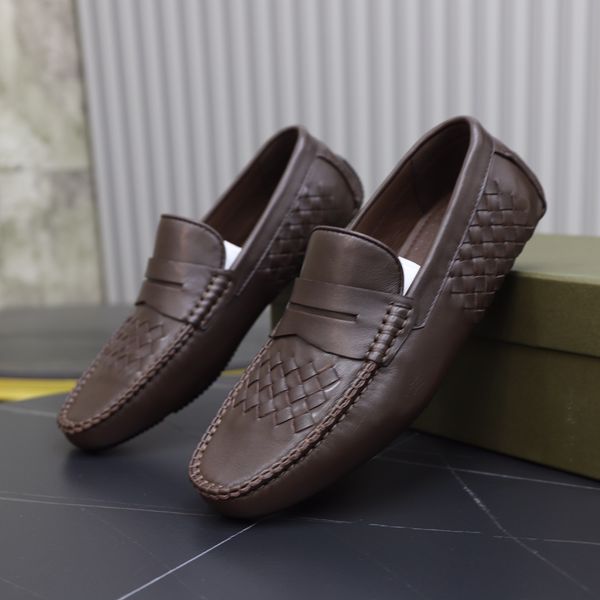 2022 model mens designer luxury soft loafers shoes ~ new mens designer loafers shoes eu size 38-44, Red;white
2022 model mens designer luxury soft loafers shoes ~ new mens designer loafers shoes eu size 38-44, Red;white