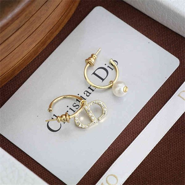 87% off wholesale shop family gold asymmetric pearl earrings new red female earrings12, Golden
87% off wholesale shop family gold asymmetric pearl earrings new red female earrings12, Golden