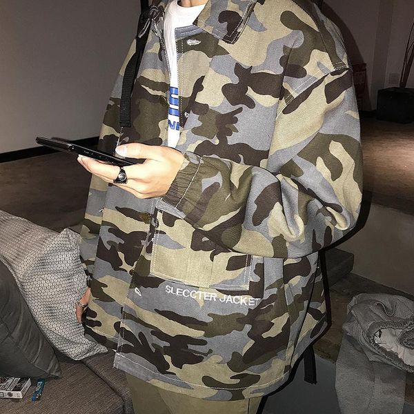 men's jackets 2021 autumn stitching korean version of wild camouflage handsome loose harajuku long-sleeved casual jacket, Black;brown
men's jackets 2021 autumn stitching korean version of wild camouflage handsome loose harajuku long-sleeved casual jacket, Black;brown