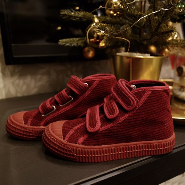luxury original design boys and girls corduroy canvas shoes warm fashion catwalk casual shoes ing, Black
luxury original design boys and girls corduroy canvas shoes warm fashion catwalk casual shoes ing, Black