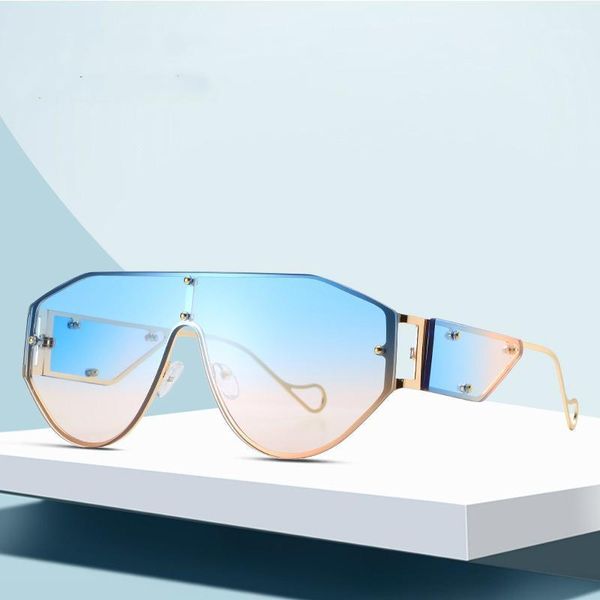 UV400 Fashion Big Frame Sun Glasses Women Rivets Personality Sunglasses New Brand Designer Pilot Sunglasses Retro Ladies Eyewear1, White;black
UV400 Fashion Big Frame Sun Glasses Women Rivets Personality Sunglasses New Brand Designer Pilot Sunglasses Retro Ladies Eyewear1, White;black
