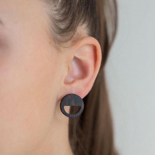 2020 fashion luxury 925 sterling silver wood smile face stud earing earrings for women christmas gift gifl jewelry gift q wmtlsi, Black;gray
2020 fashion luxury 925 sterling silver wood smile face stud earing earrings for women christmas gift gifl jewelry gift q wmtlsi, Black;gray