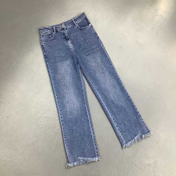 2020 autumn winter new luxury design slim-fit buttocks jean super classic casual versatile workplace temperament lady pant ing, Blue
2020 autumn winter new luxury design slim-fit buttocks jean super classic casual versatile workplace temperament lady pant ing, Blue