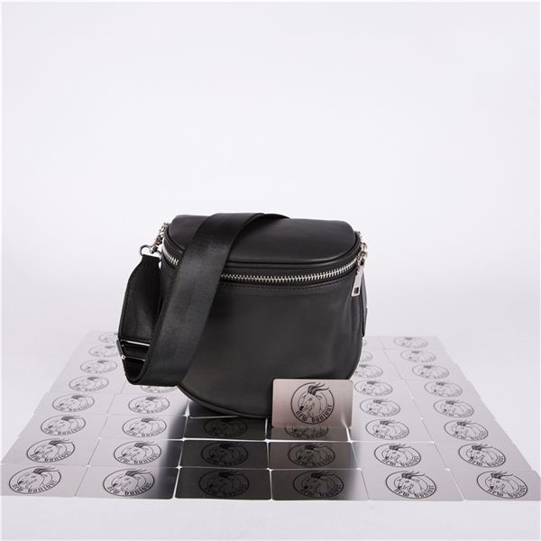 genuine leather women bag retro chest half 2020 new arrivalwomen's semi round c1115, Red;black
genuine leather women bag retro chest half 2020 new arrivalwomen's semi round c1115, Red;black