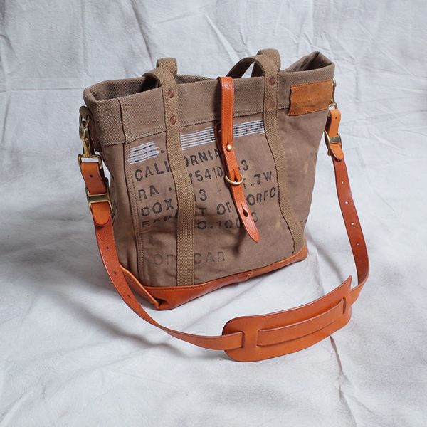 letter of tarp tote leather handbag crossbody shoulder retro designer bag vintage d1y9
letter of tarp tote leather handbag crossbody shoulder retro designer bag vintage d1y9