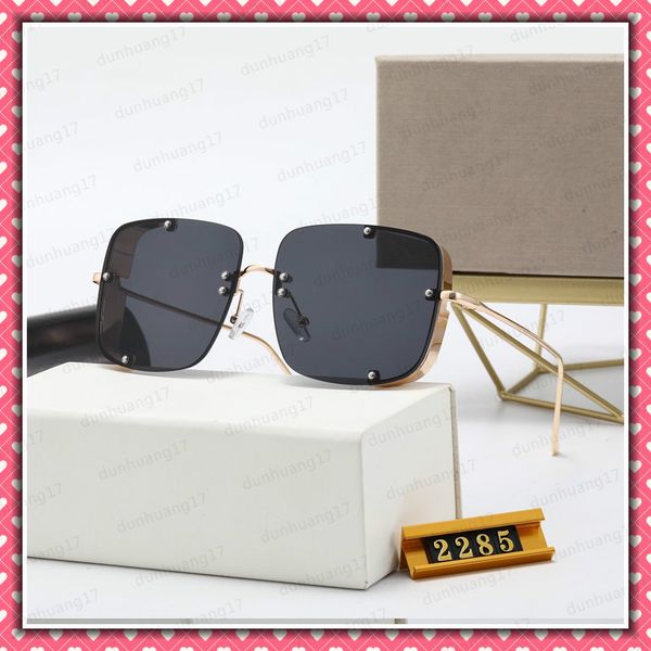 fashion designer sunglasses 2285 full-frame luxury glasses for men and women, uv400 glasses with original box, White;black
fashion designer sunglasses 2285 full-frame luxury glasses for men and women, uv400 glasses with original box, White;black
