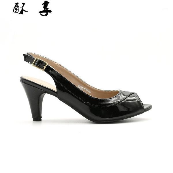 2021 summer new stiletto open-toe sandals women fashion buckle lace-up fish mouth short heel casual women sandals large size1, Black
2021 summer new stiletto open-toe sandals women fashion buckle lace-up fish mouth short heel casual women sandals large size1, Black