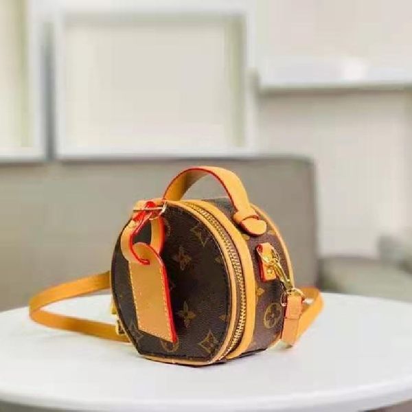 women flor shoulder bags genuine leather mini round bag women famous brands designer handbags luxury design crossbody bag purse
women flor shoulder bags genuine leather mini round bag women famous brands designer handbags luxury design crossbody bag purse