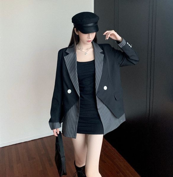 2021 new female suit jacket20spring spring new korean casual design sense british stripes faux-2 seam dual lapel garments xz1 kiym, Black
2021 new female suit jacket20spring spring new korean casual design sense british stripes faux-2 seam dual lapel garments xz1 kiym, Black