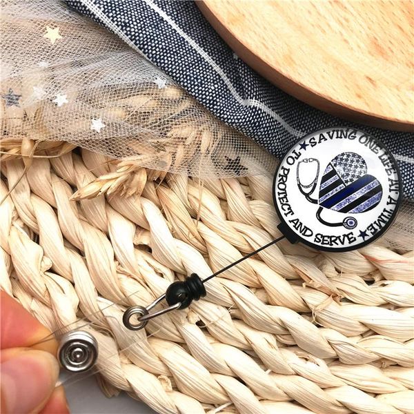 1 шт. сердце стетоскоп выдвижной держатель значка с alligator clip medura badge cure clip name card badge держатель офисные принадлежности h
1 шт. сердце стетоскоп выдвижной держатель значка с alligator clip medura badge cure clip name card badge держатель офисные принадлежности h