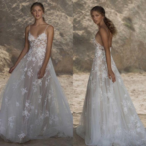 2021 berta bohemian wedding dress v neck a line lace appliqued illusion boho bridal gowns custom made spaghetti straps vestido de noiva, White
2021 berta bohemian wedding dress v neck a line lace appliqued illusion boho bridal gowns custom made spaghetti straps vestido de noiva, White