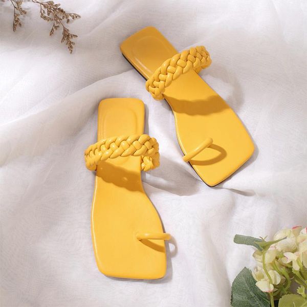 slippers women beach shoes weave pu leather clip toe ladies summer fashion flip flops square slides female flat sandals 2021, Black
slippers women beach shoes weave pu leather clip toe ladies summer fashion flip flops square slides female flat sandals 2021, Black