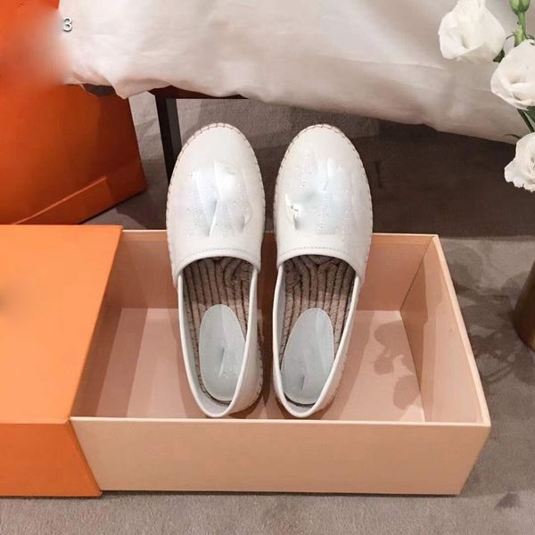 designer withccletters espadrilles flats oversize 38-46 mens sneakers leather velvet black white red flat casual shoes platform sandal
designer withccletters espadrilles flats oversize 38-46 mens sneakers leather velvet black white red flat casual shoes platform sandal
