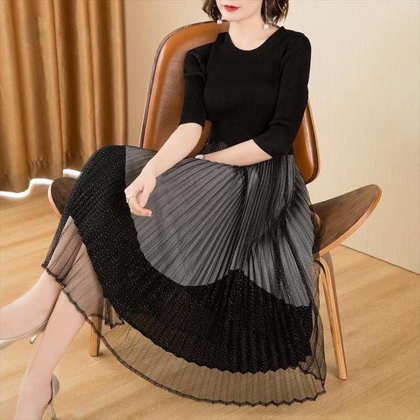 vintage mesh stitching women party dress elegant ladies casual round neck pleated dresses spring new midi dress vestidos, Black;gray
vintage mesh stitching women party dress elegant ladies casual round neck pleated dresses spring new midi dress vestidos, Black;gray