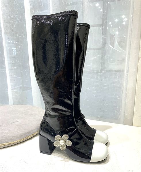 black white color boot matching patent leather women high boots diamond flower
black white color boot matching patent leather women high boots diamond flower