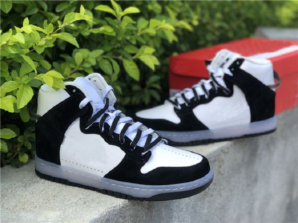 slam jam x dunks high 1s clear black mens баскетбольные туфли новый 1 og mid clear серый дизайнер кроссовки наружные тренажеры da1639-101 10, White;red
slam jam x dunks high 1s clear black mens баскетбольные туфли новый 1 og mid clear серый дизайнер кроссовки наружные тренажеры da1639-101 10, White;red