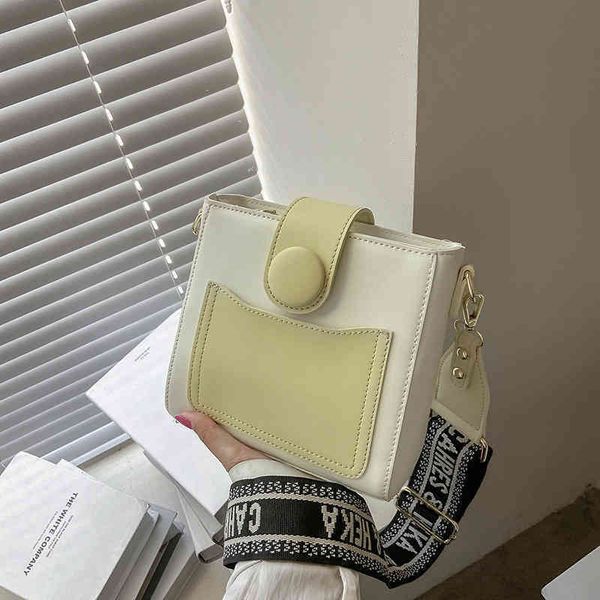 2022 factory outlet single shoulder messenger, wide shoulder strap, bucket small bag, korean version, online red fashion women's o3jr
2022 factory outlet single shoulder messenger, wide shoulder strap, bucket small bag, korean version, online red fashion women's o3jr