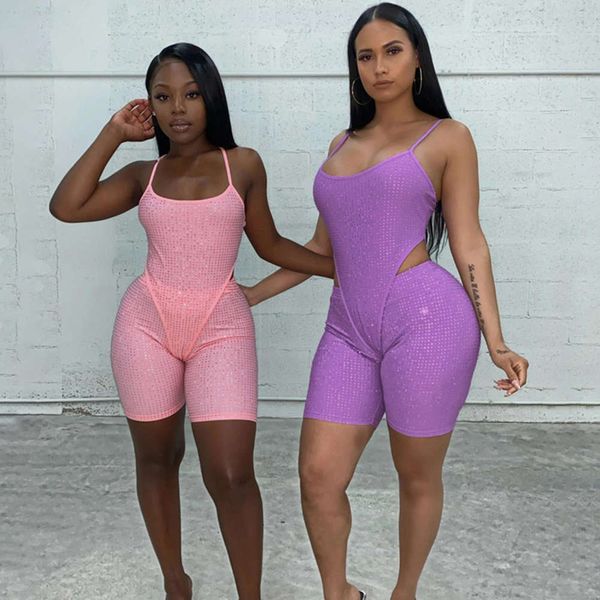 wind 2020 summer new women's suspender jumpsuit two piece sports shorts, Black;white
wind 2020 summer new women's suspender jumpsuit two piece sports shorts, Black;white