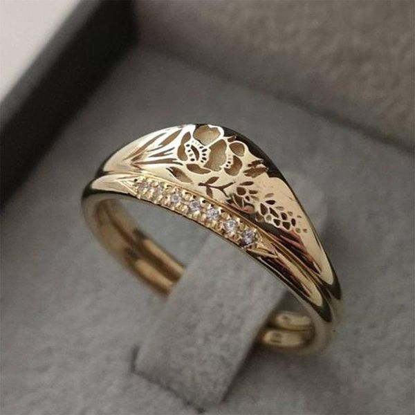 wedding rings gold plated elegant women ring set anniversary birthday party gift retro hollow flower bride engagement jewelry, Slivery;golden
wedding rings gold plated elegant women ring set anniversary birthday party gift retro hollow flower bride engagement jewelry, Slivery;golden