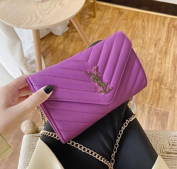 2021 pu leather shoulder bag women with chain cross body bag rhombus embroidery thread soft texture fashion one-shoulder envelope bag
2021 pu leather shoulder bag women with chain cross body bag rhombus embroidery thread soft texture fashion one-shoulder envelope bag
