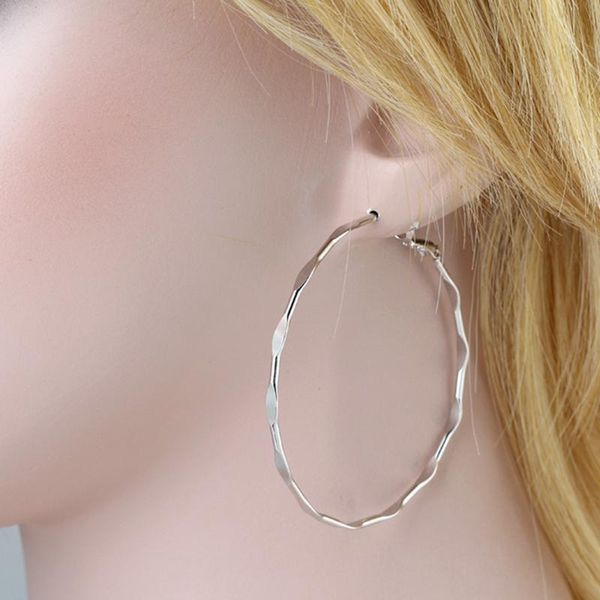 hoop & huggie fashion classic circle earring gold color metal big earrings for women simple jewelry gifts 53mm, Golden;silver
hoop & huggie fashion classic circle earring gold color metal big earrings for women simple jewelry gifts 53mm, Golden;silver