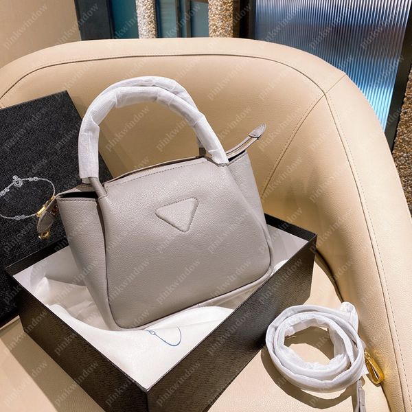 2021 totes bag women handbags luxurys designers bags shoulder bags backpack dynamique leather crossbody bag designers purses 20121801l 
2021 totes bag women handbags luxurys designers bags shoulder bags backpack dynamique leather crossbody bag designers purses 20121801l