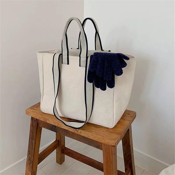 cross body women canvas portable large capacity bag casual handbag totes shopping bags designer ladies shoulder
cross body women canvas portable large capacity bag casual handbag totes shopping bags designer ladies shoulder