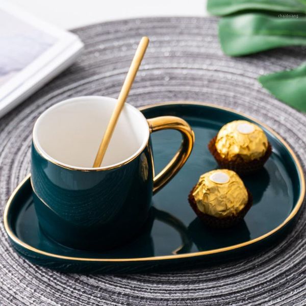 japanese style luxury ceramic cup with plate creative gold coffee mug snack dish set simple english afternoon cup with spoon1
japanese style luxury ceramic cup with plate creative gold coffee mug snack dish set simple english afternoon cup with spoon1