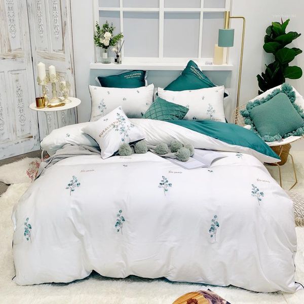 bedding sets white 4pcs set fashionable full cotton home textile troditional embroidery quilt cover bed article couples1
bedding sets white 4pcs set fashionable full cotton home textile troditional embroidery quilt cover bed article couples1