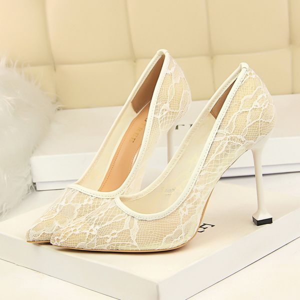 2020 new autumn female designer green luxury bombs comfortable rentals flower 9.5 high-heeled shoes wedding dress jy17, Black
2020 new autumn female designer green luxury bombs comfortable rentals flower 9.5 high-heeled shoes wedding dress jy17, Black