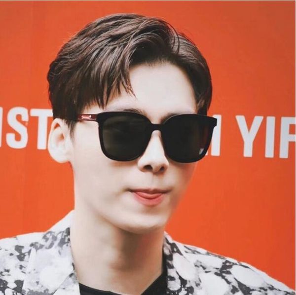 2021 men sunglasses women round glasses sun uv400 retro vintage oval shades elegant ladies sunglass gafas de sol mujer oculos
2021 men sunglasses women round glasses sun uv400 retro vintage oval shades elegant ladies sunglass gafas de sol mujer oculos