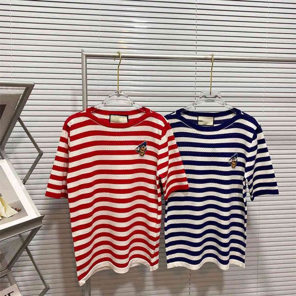 2022 factory wholesale new summer gujia navy pattern sleeve round neck embroidery couple t-shirt men's and women's short sleeves, White
2022 factory wholesale new summer gujia navy pattern sleeve round neck embroidery couple t-shirt men's and women's short sleeves, White