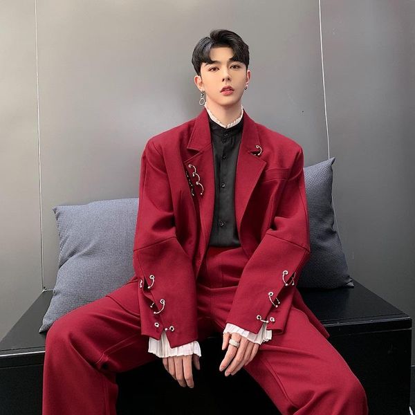 2021 new men streetwear hip hop iron ring casual blazer jacket male vintage fashion suit coat spring autumn overcoat, White;black
2021 new men streetwear hip hop iron ring casual blazer jacket male vintage fashion suit coat spring autumn overcoat, White;black