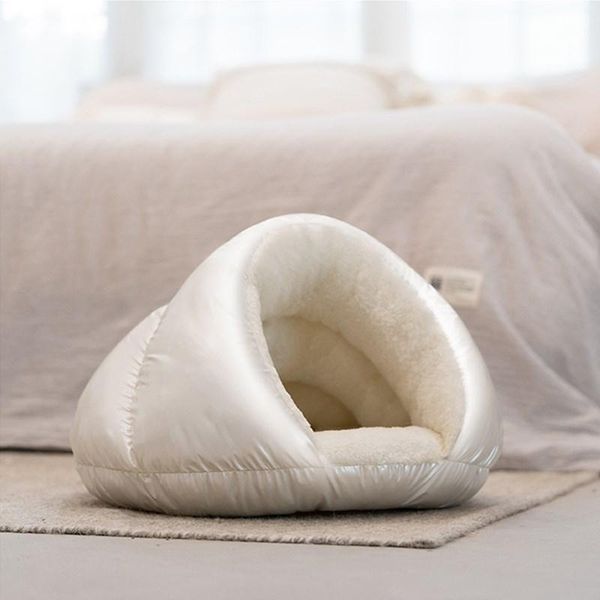 soft comfortable croissant cat nest winter warm cat mats semi-enclosed beds waterproof fabric small dog beds dog nest
soft comfortable croissant cat nest winter warm cat mats semi-enclosed beds waterproof fabric small dog beds dog nest