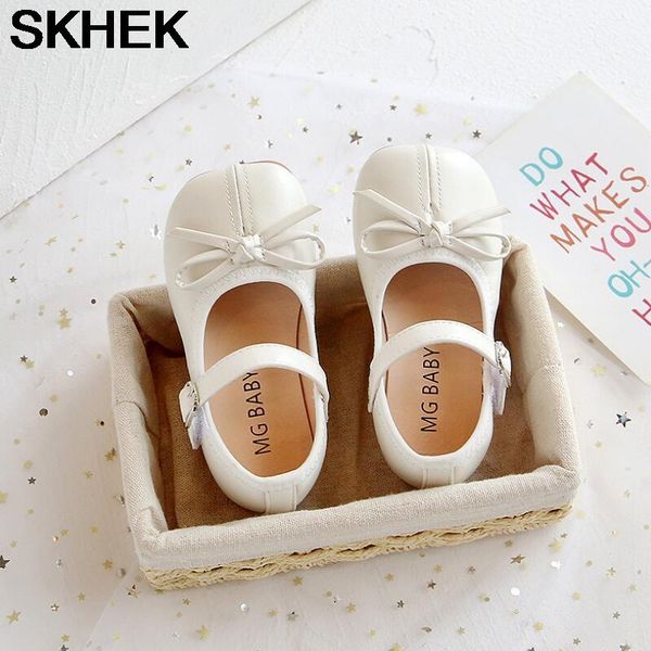 flat shoes skhek est autumn girls leather children baby princess bowknot sneakers single kids dance, Black;grey
flat shoes skhek est autumn girls leather children baby princess bowknot sneakers single kids dance, Black;grey