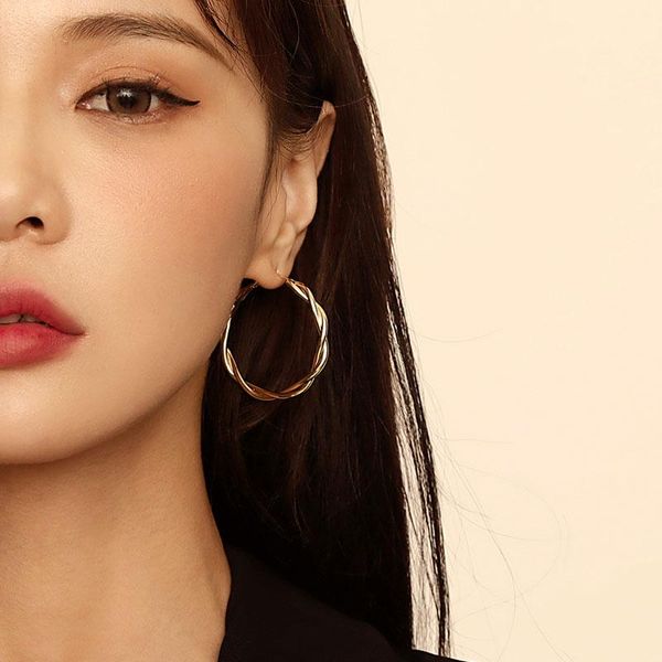 hoop & huggie gold earrings large circle pendants earring 2021 fashion trendy jewelry geometric earings for women girls korean, Golden;silver
hoop & huggie gold earrings large circle pendants earring 2021 fashion trendy jewelry geometric earings for women girls korean, Golden;silver