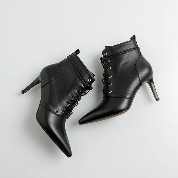 boots 2021 european design women shoes pointed toe elegant female ankle little heel genuine leather booties, Black
boots 2021 european design women shoes pointed toe elegant female ankle little heel genuine leather booties, Black