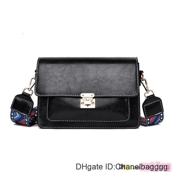 new designer handbags women casual totes pu leather lady fashion shoulder bags female small messenger bag with stripe
new designer handbags women casual totes pu leather lady fashion shoulder bags female small messenger bag with stripe