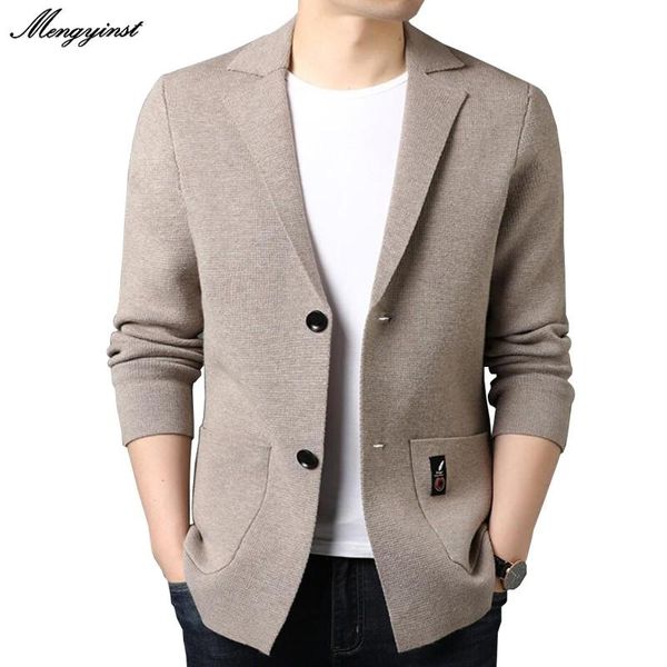 2021 new fashion brand sweater mens single-breasted cardigan coat turn-dwon collar loose knitwear winter casual mens clothes, White;black
2021 new fashion brand sweater mens single-breasted cardigan coat turn-dwon collar loose knitwear winter casual mens clothes, White;black