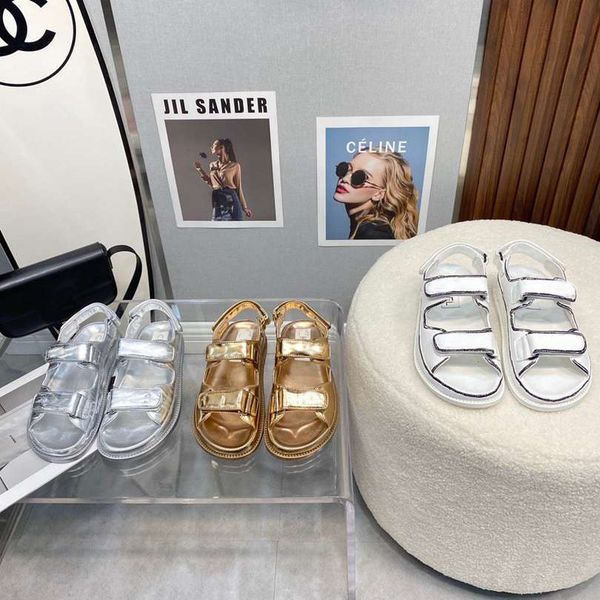 2022 designer women sandals womens slides crystal calf leather casual shoes quilted platform summer beach slipper 35-42 with box, Black
2022 designer women sandals womens slides crystal calf leather casual shoes quilted platform summer beach slipper 35-42 with box, Black