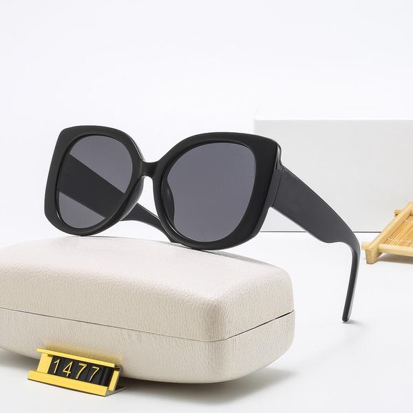 fashion designer sunglasses for man woman goggle beach sun glasses luxury retro small frame uv400 sunglass 6 color optional with box, White;black
fashion designer sunglasses for man woman goggle beach sun glasses luxury retro small frame uv400 sunglass 6 color optional with box, White;black
