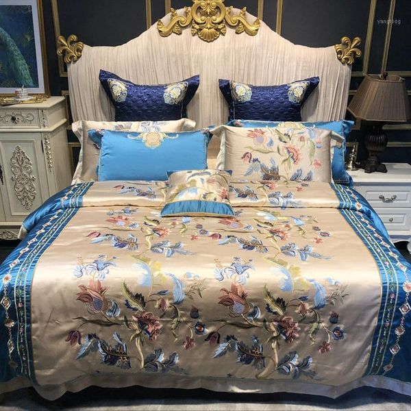 vintage flowers embroidery patchwork duvet cover satin silk cotton bedding set bed sheet bedspread king 4/6/10pcs1
vintage flowers embroidery patchwork duvet cover satin silk cotton bedding set bed sheet bedspread king 4/6/10pcs1