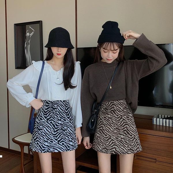 spring 2021 new zebra wool midi female high-waist vintage short skirt y368 8g6z, Black
spring 2021 new zebra wool midi female high-waist vintage short skirt y368 8g6z, Black