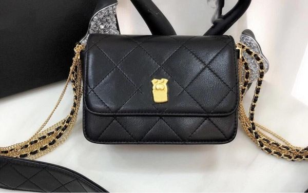 fashion sheepskin ladies chain mini single shoulder messenger wallet classic makeup finishing bag single shoulder mess
fashion sheepskin ladies chain mini single shoulder messenger wallet classic makeup finishing bag single shoulder mess
